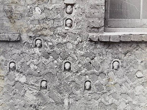 House of Nine Skulls. Image courtesy of The Regency Society. For further details, see: http://www.regencysociety-jamesgray.com
